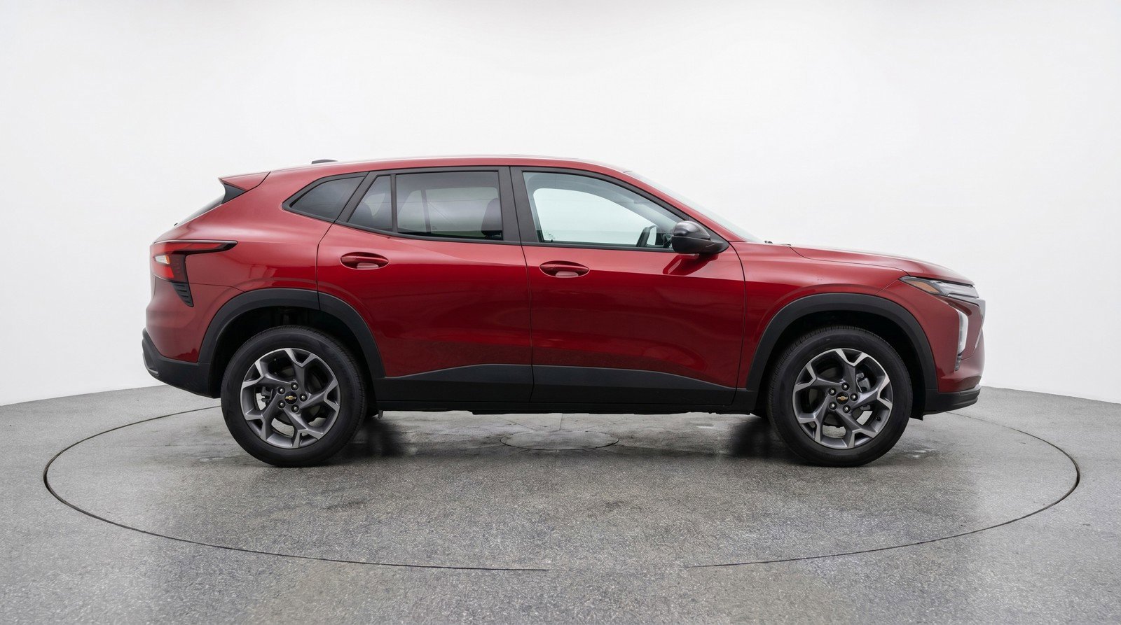 Used 2025 Chevrolet Trax LT FWD image 11