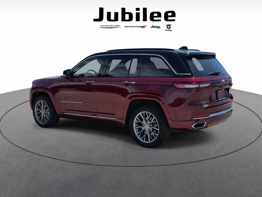 Used 2025 Jeep Grand Cherokee Summit AWD/4WD image 4