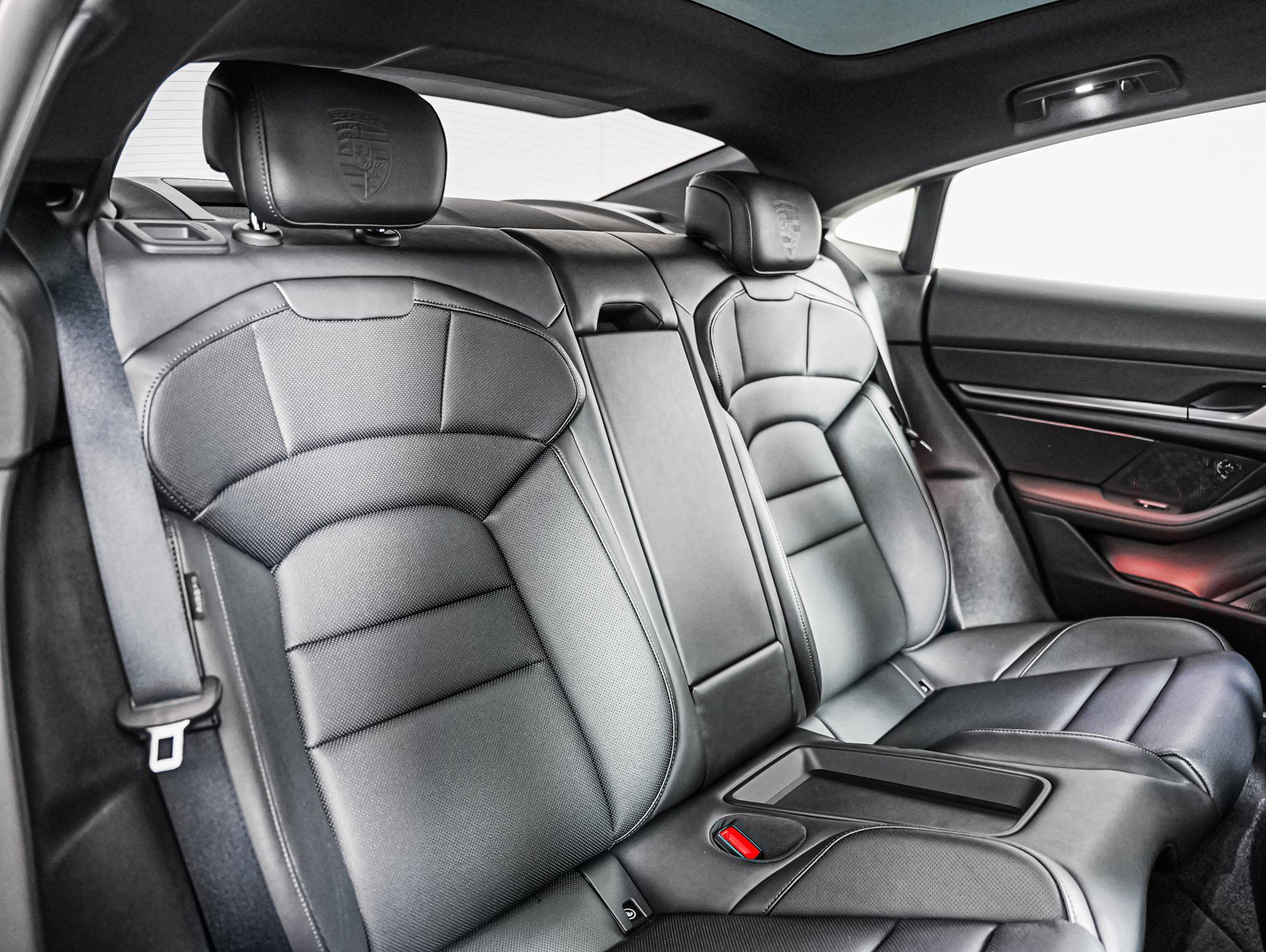 Certified 2025 Porsche Taycan RWD image 6
