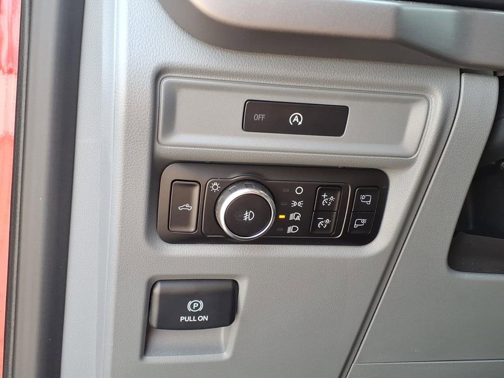 Used 2025 Ford F150 XLT w/ Equipment Group 302A MID image 30