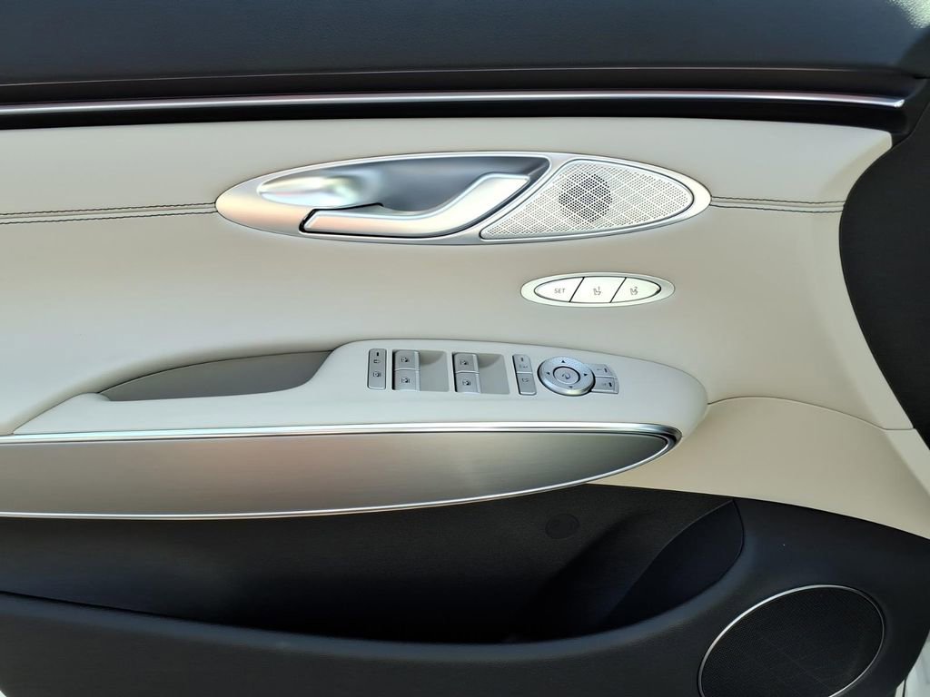 New 2026 Genesis GV70 2.5T image 14