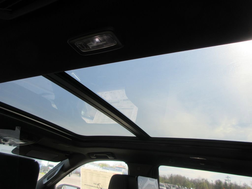 New 2026 GMC Yukon Denali image 14