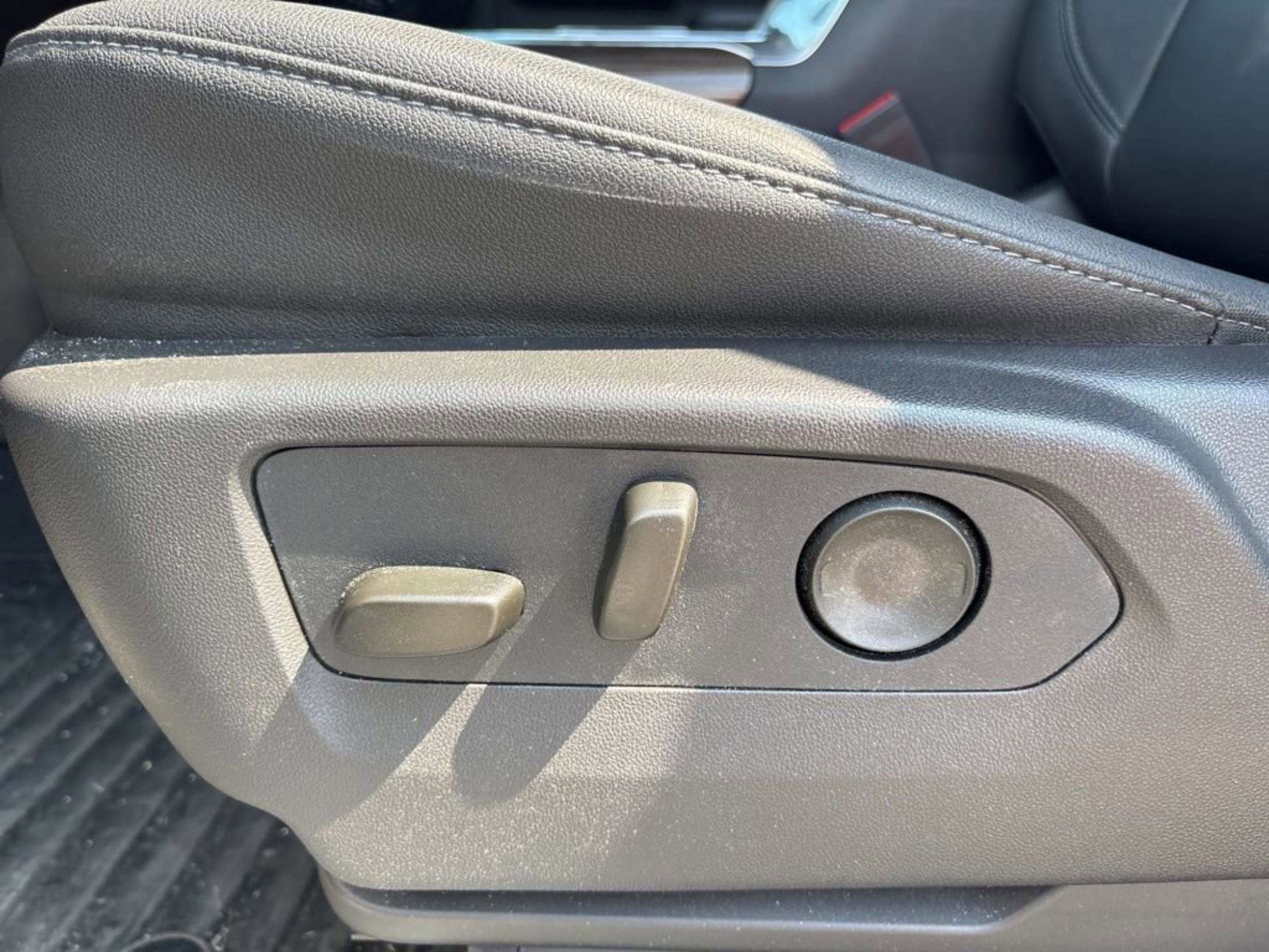 Used 2026 Chevrolet Silverado 2500 LT w/ Trail Boss Package image 27