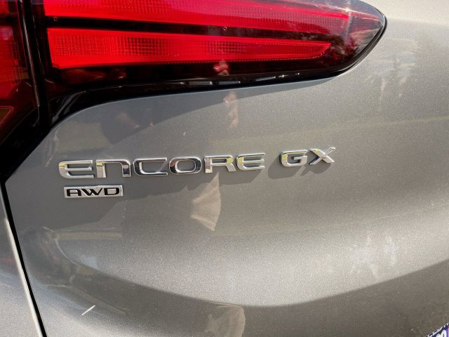 Used 2024 Buick Encore GX Preferred w/ Comfort Package FWD image 30