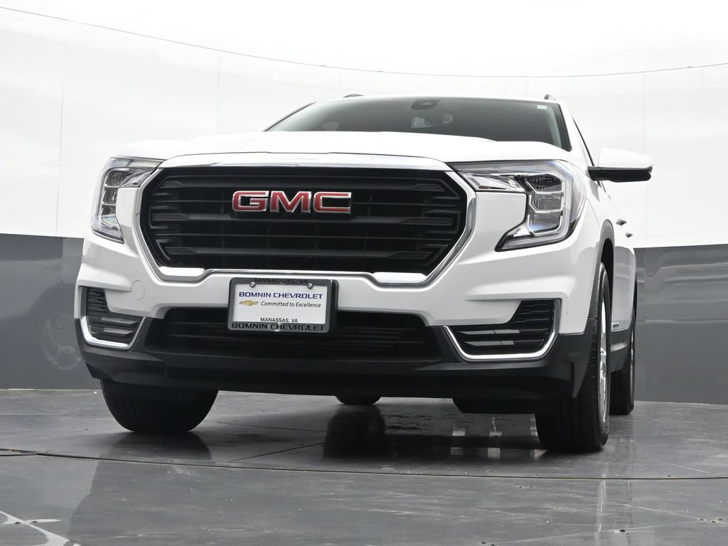 Certified 2024 GMC Terrain SLE w/ Driver Convenience Package FWD image 37