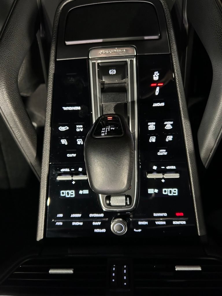 Used 2021 Porsche Cayenne S AWD/4WD image 23
