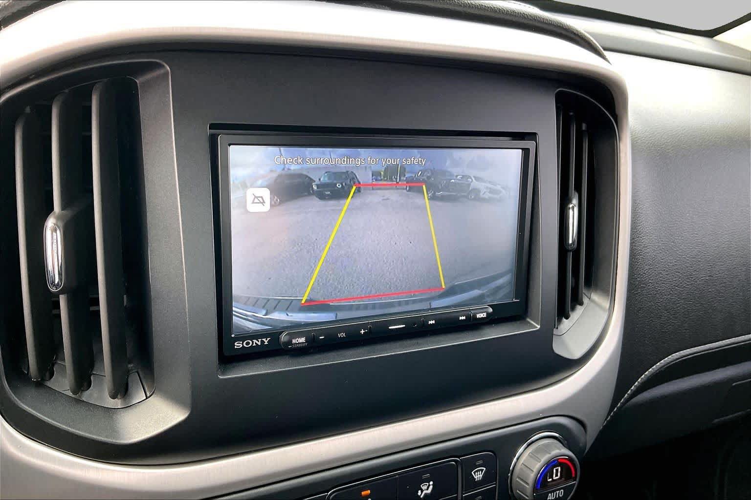 Used 2015 GMC Canyon SLT w/ Driver Alert Package AWD/4WD image 26