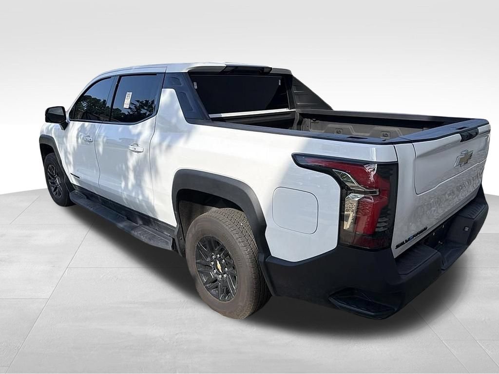Used 2025 Chevrolet Silverado EV LT AWD/4WD image 6