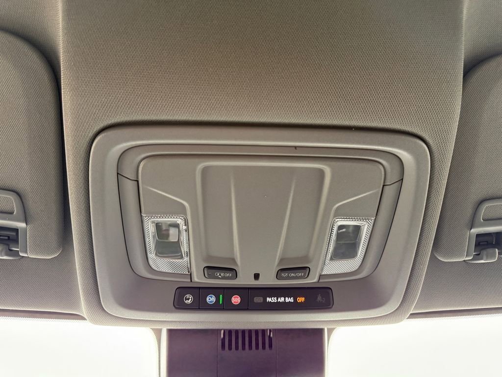 Used 2022 Chevrolet Silverado 1500 LT image 28