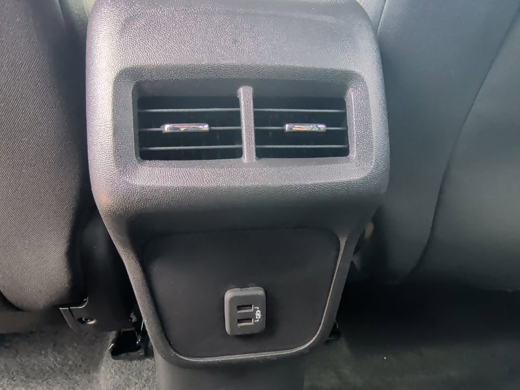 Used 2024 Chevrolet Equinox LT AWD/4WD image 35