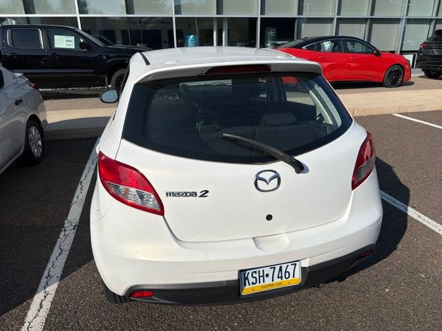 Used 2011 MAZDA MAZDA2 Touring FWD image 9