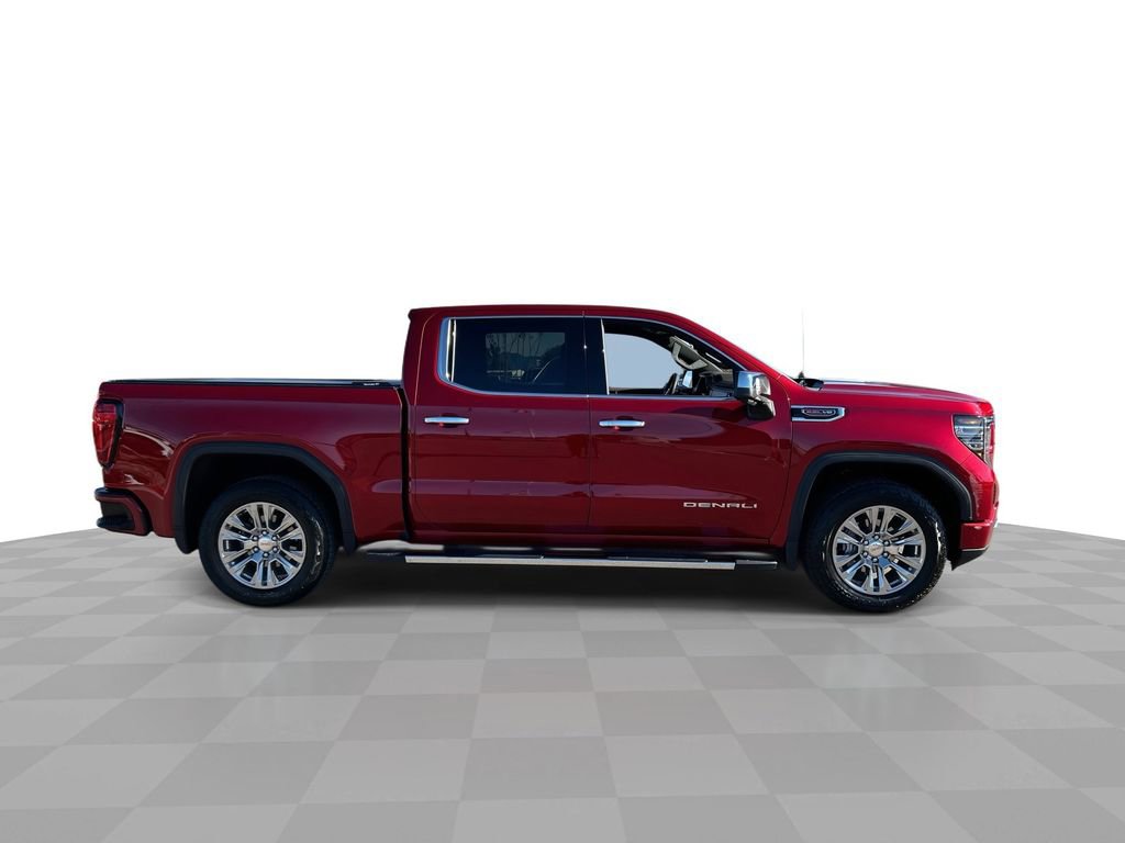 Used 2023 GMC Sierra 1500 Denali w/ Technology Package AWD/4WD image 9