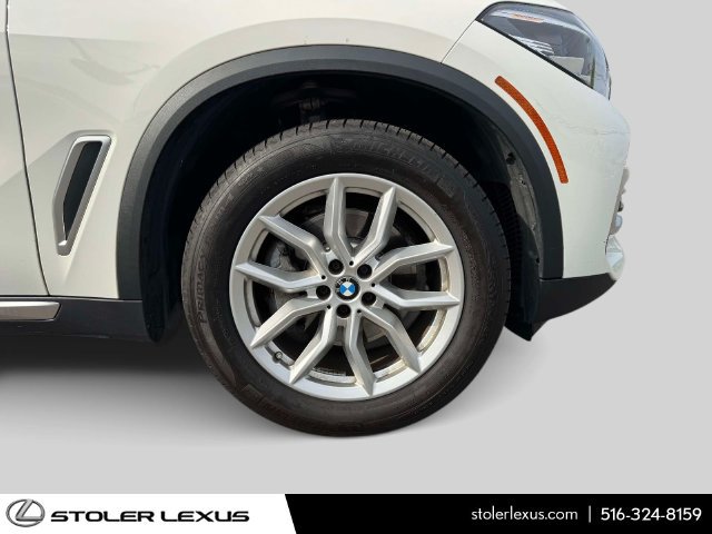 Used 2022 BMW X5 xDrive40i w/ Premium Package AWD/4WD image 8