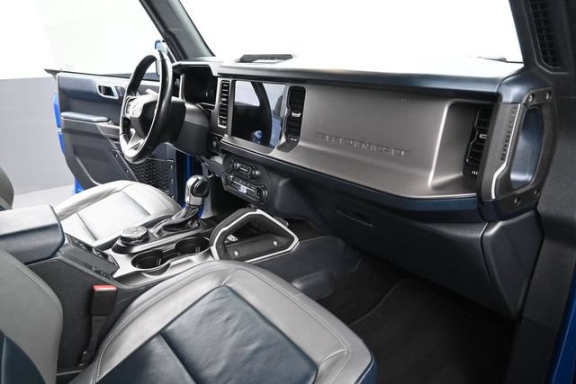 Used 2022 Ford Bronco Outer Banks AWD/4WD image 14