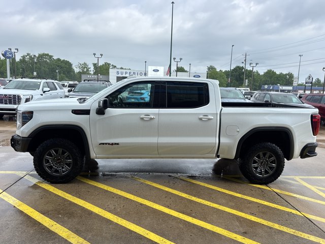 New 2026 GMC Sierra 1500 AT4X w/ LPO, Black Badging Package AWD/4WD image 8