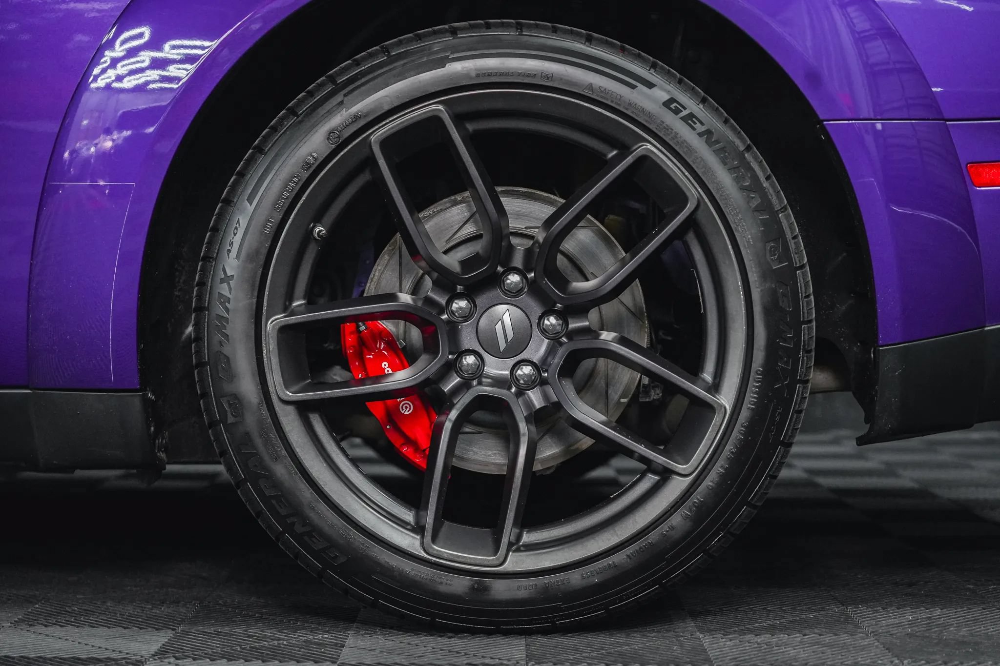 Used 2019 Dodge Challenger R/T Scat Pack RWD image 17