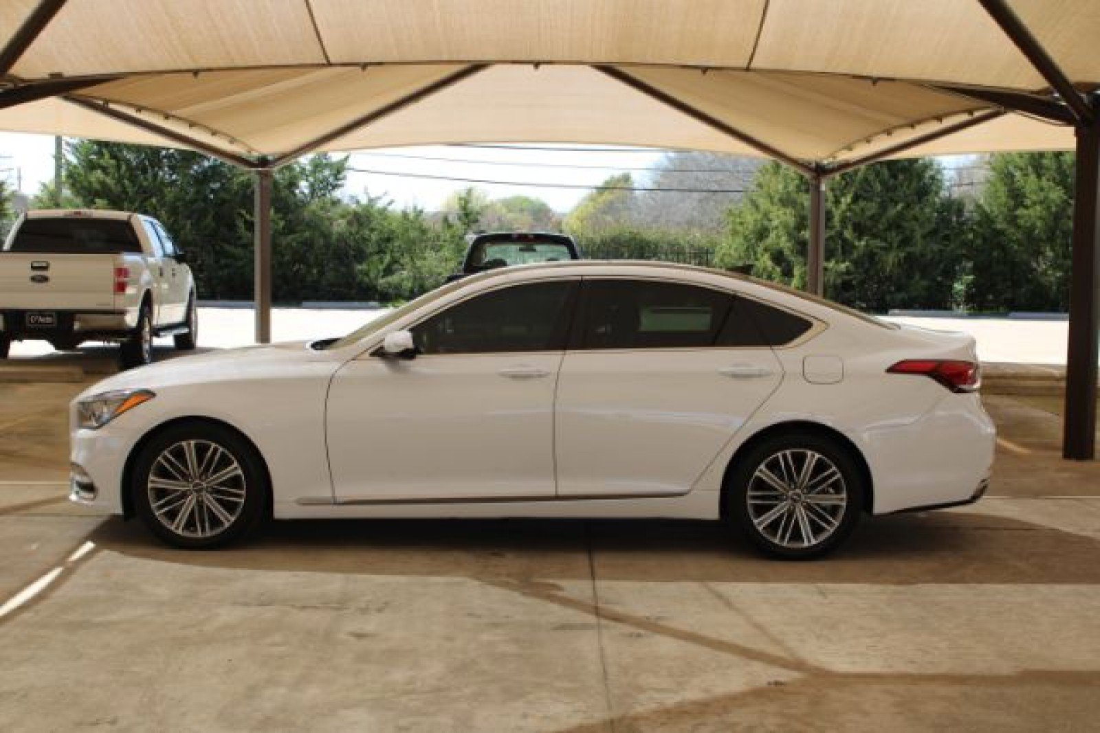 Used 2018 Genesis G80 3.8 w/ Option Group 02 RWD image 6