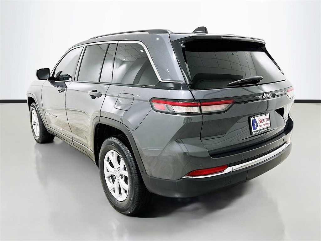 Used 2022 Jeep Grand Cherokee Limited image 5