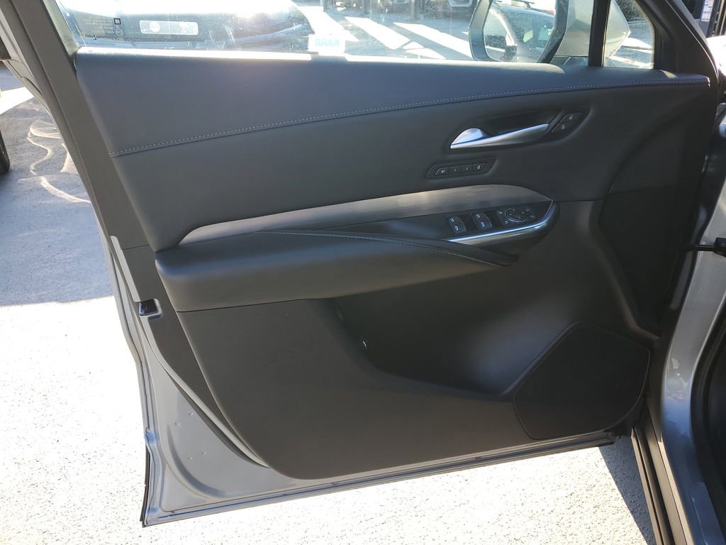 Used 2024 Cadillac XT4 Premium Luxury image 20