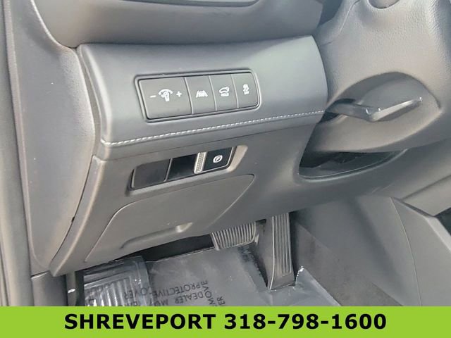 Used 2022 Hyundai Santa Fe SEL w/ Convenience + Premium Package FWD image 18