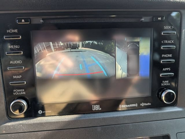 Used 2018 Toyota Sienna Limited Premium FWD image 18