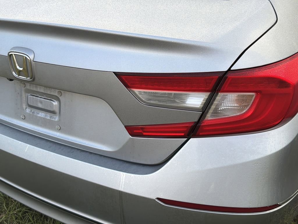 Used 2020 Honda Accord EX image 11