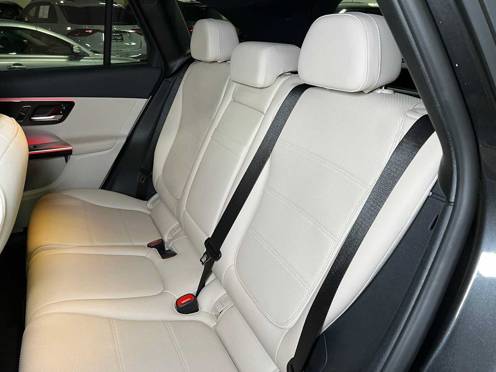 Used 2026 Mercedes-Benz GLC 300 4MATIC image 20