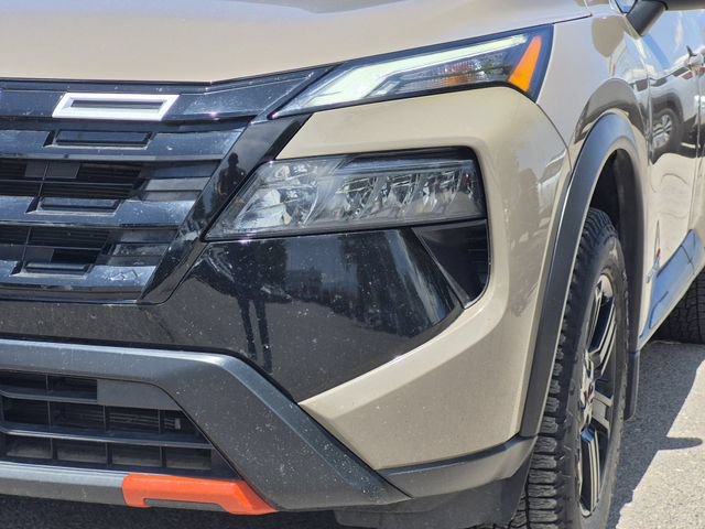 Certified 2025 Nissan Rogue SV AWD/4WD image 5