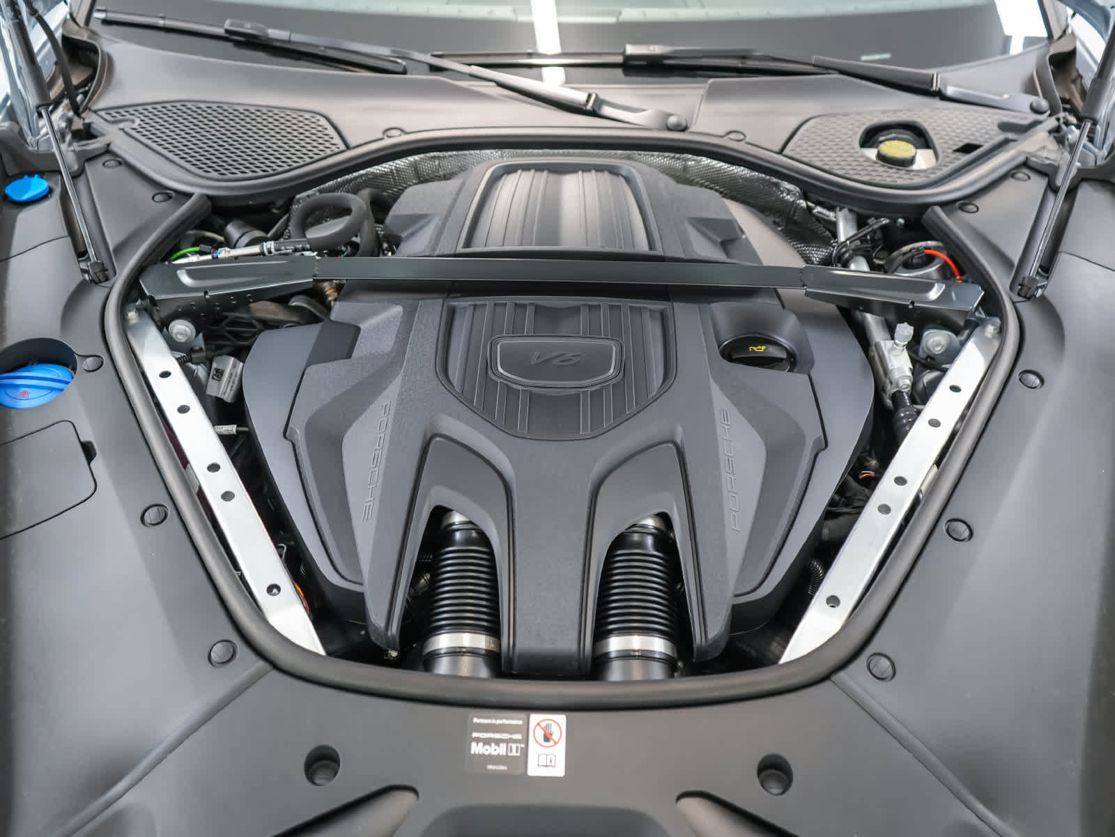 New 2026 Porsche Panamera RWD image 32