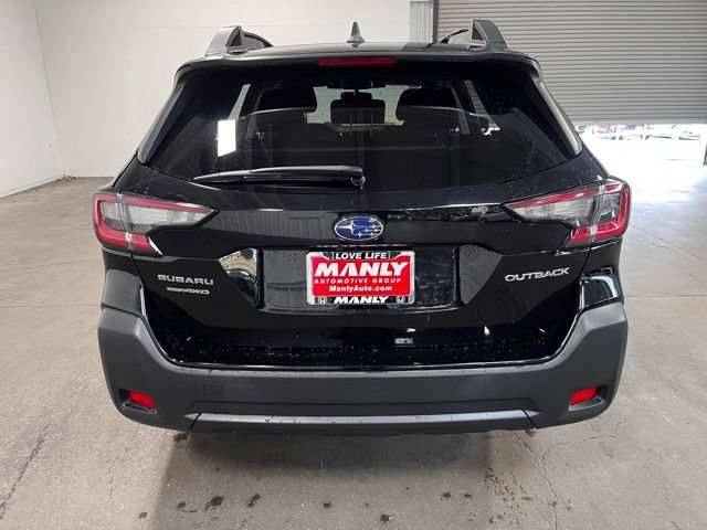 Used 2023 Subaru Outback Premium AWD/4WD image 4