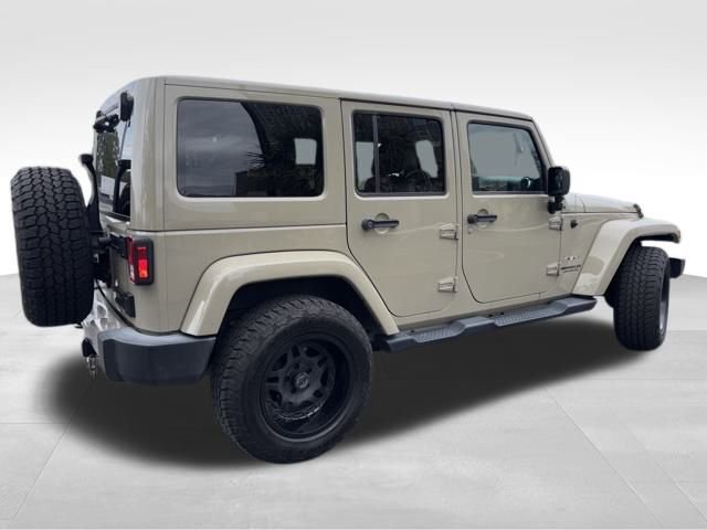 Used 2017 Jeep Wrangler Unlimited Sahara w/ Connectivity Group image 11