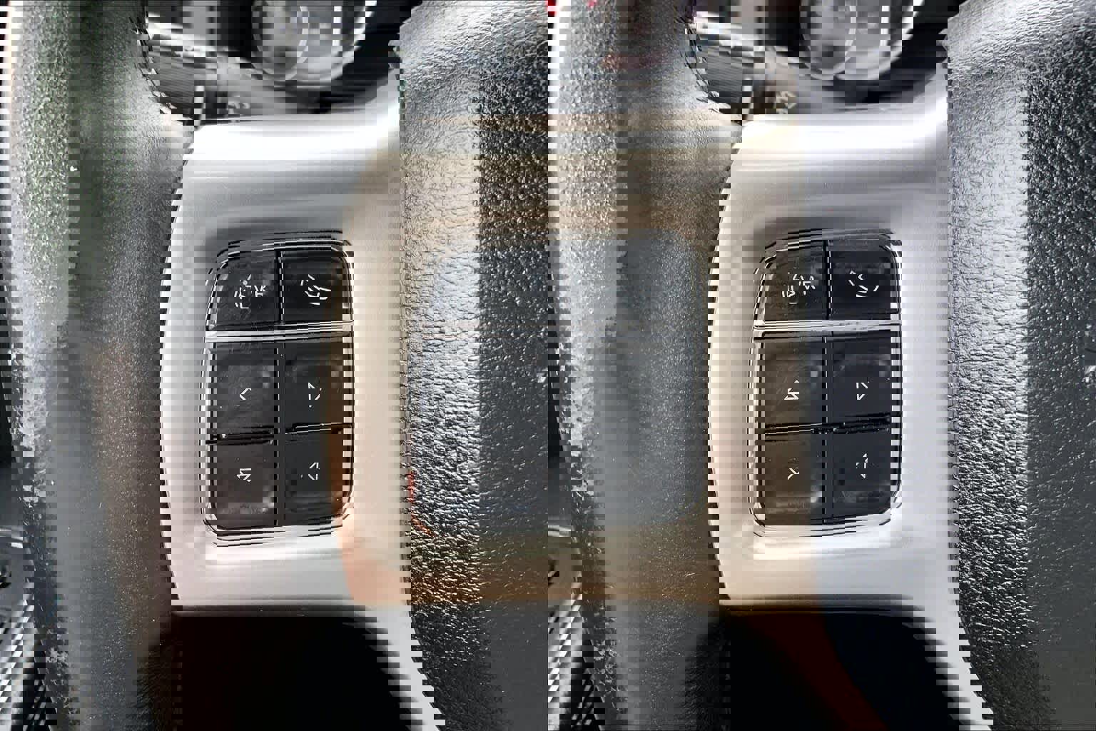 Used 2017 RAM 1500 Laramie image 22