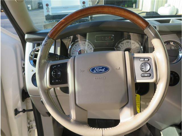 Used 2007 Ford Expedition EL Limited AWD/4WD image 12