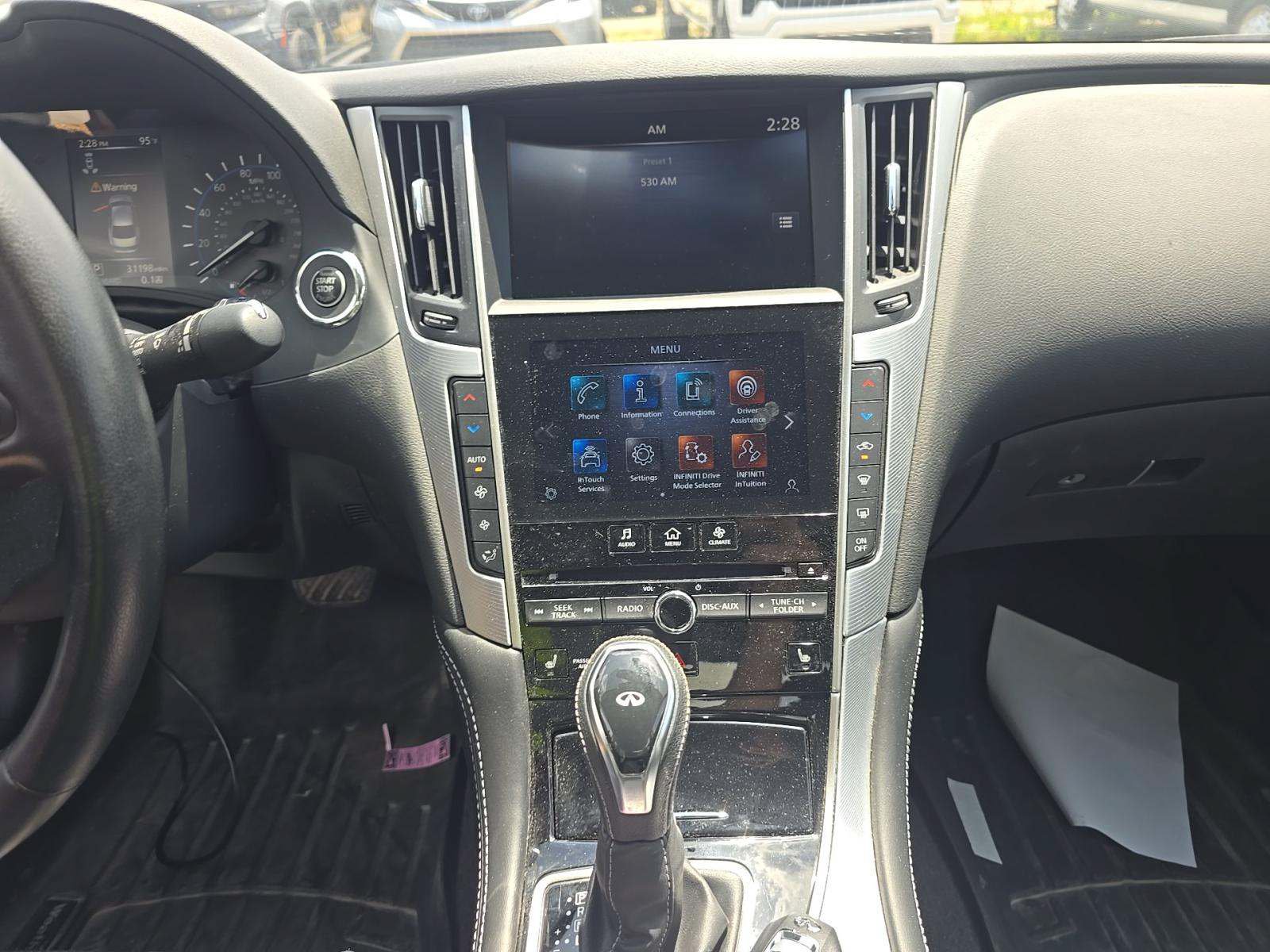 Used 2023 INFINITI Q50 Luxe AWD/4WD image 7
