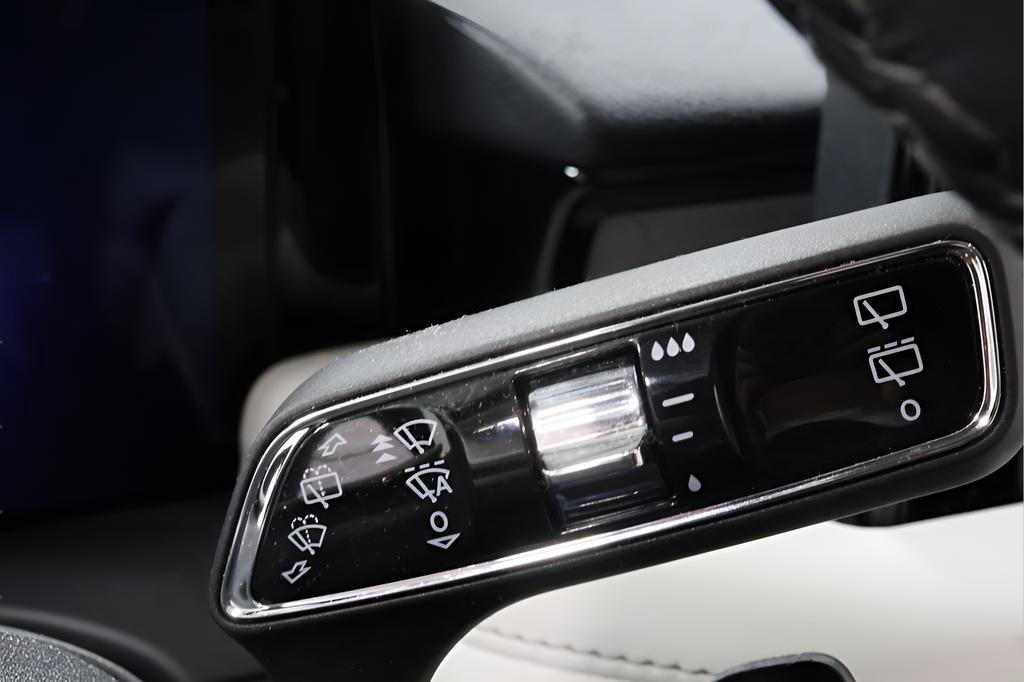 Used 2025 Lincoln Aviator Reserve w/ Equipment Group 201A AWD/4WD image 19