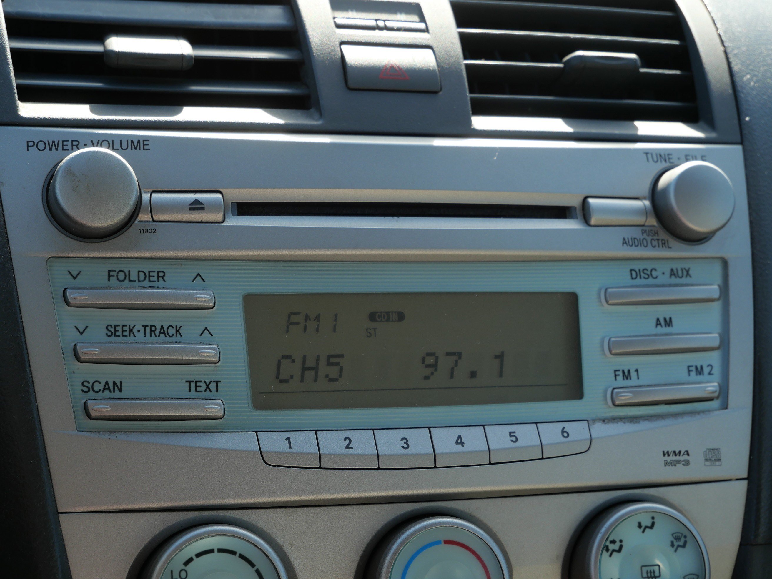 Used 2008 Toyota Camry LE FWD image 22