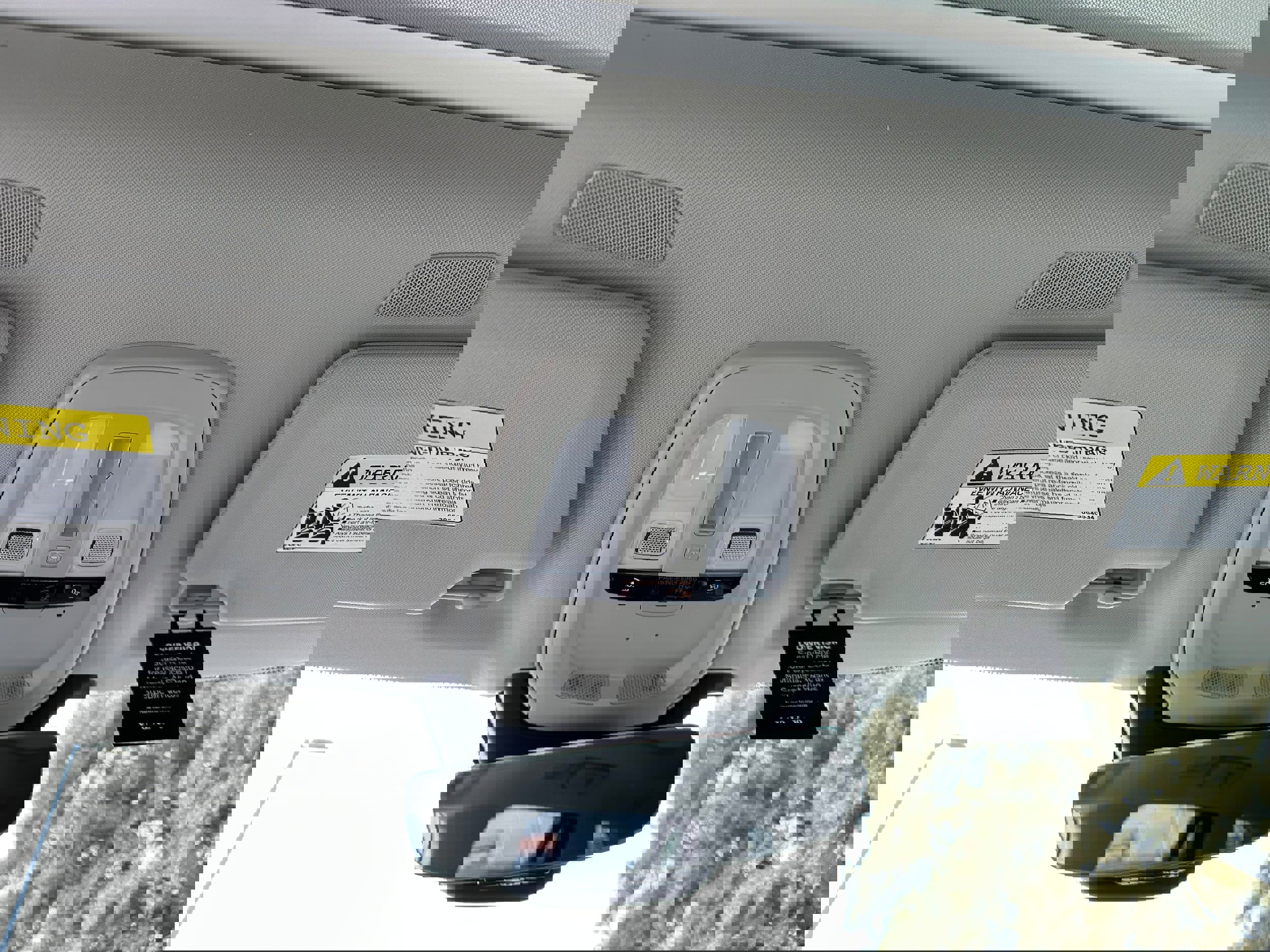 New 2025 Volvo XC90 T8 Plus w/ Protection Package Premier image 14