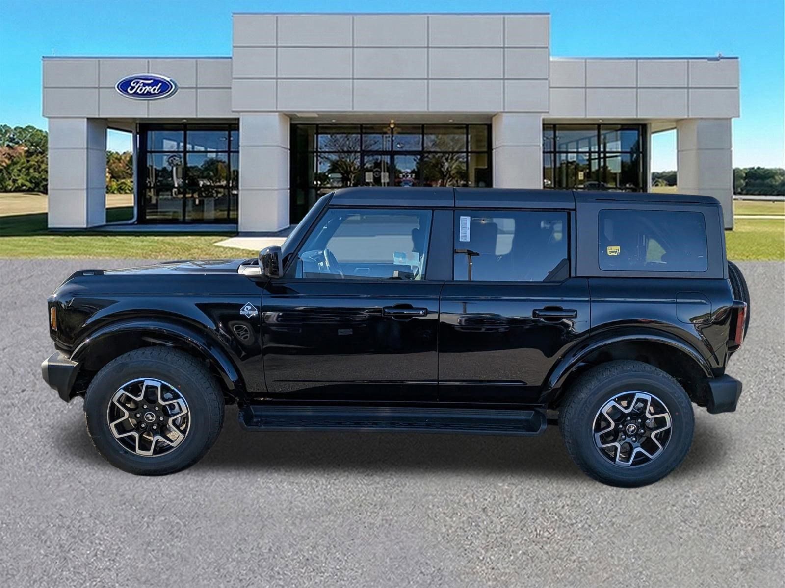 New 2025 Ford Bronco Outer Banks image 7