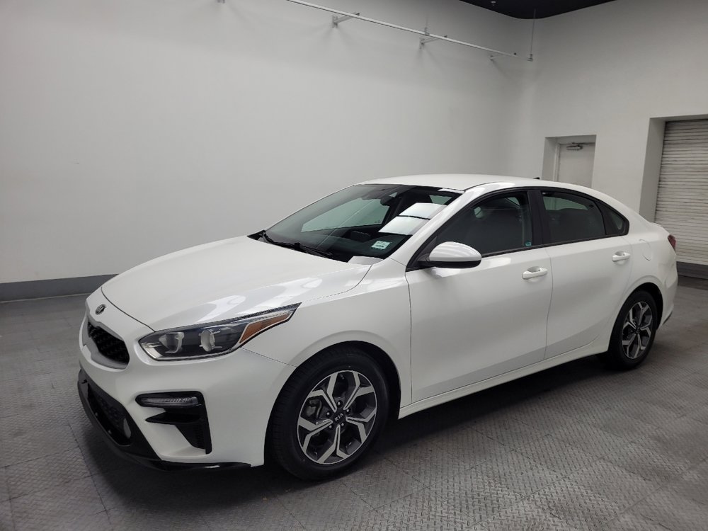 Used 2021 Kia Forte LXS FWD image 2
