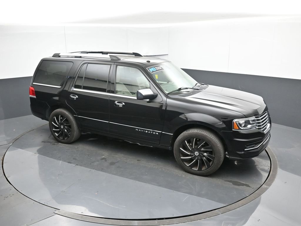 Used 2017 Lincoln Navigator Select image 52