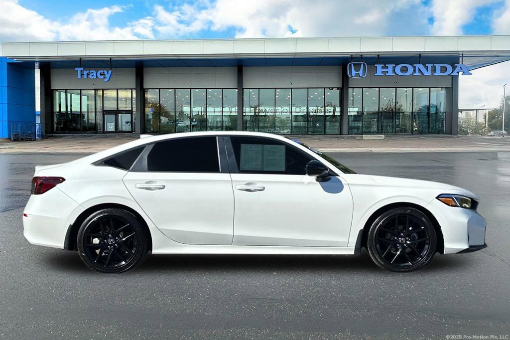 Certified 2025 Honda Civic Sport image 3