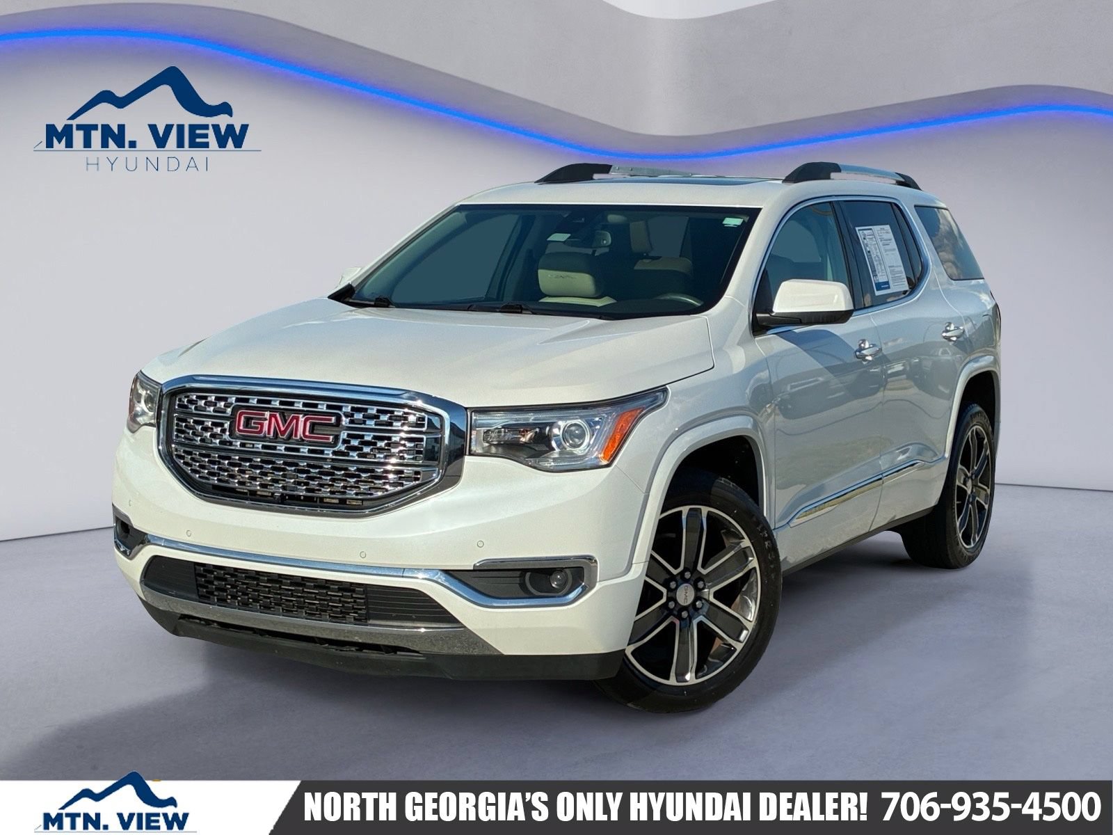 Used 2017 GMC Acadia Denali w/ Technology Package AWD/4WD video 1