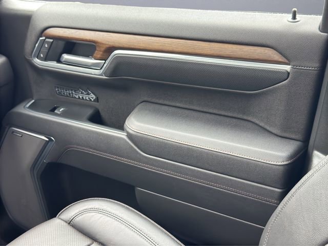 Certified 2025 Chevrolet Silverado 1500 High Country w/ High Country Premium Package AWD/4WD image 24
