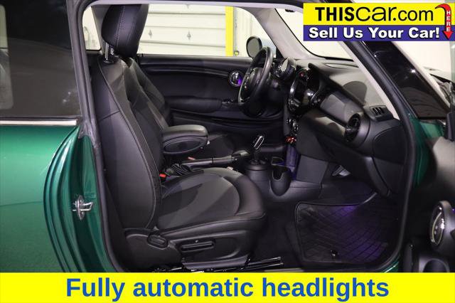 Used 2020 MINI Cooper 2-Door Hardtop w/ Storage Package image 25