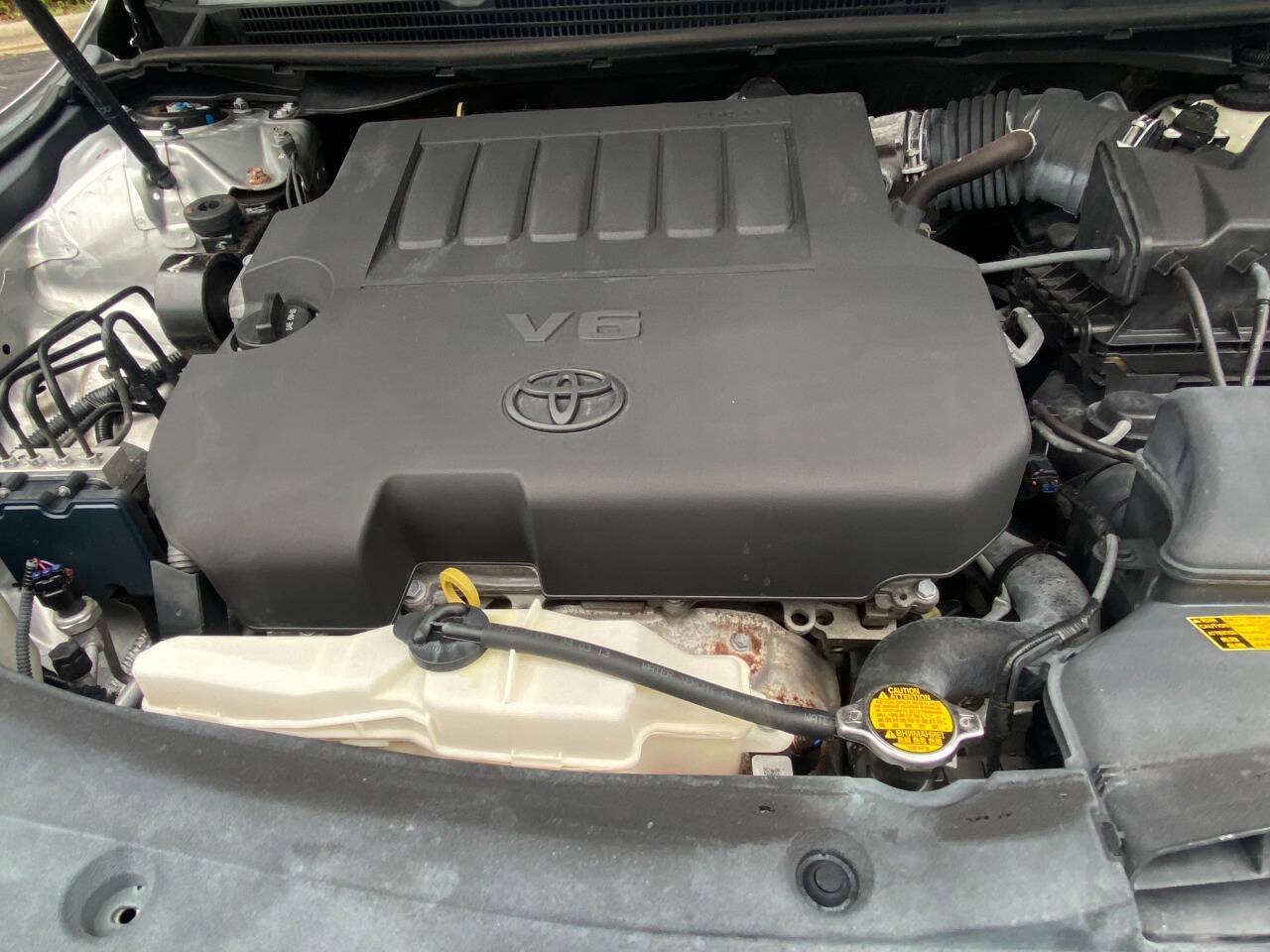 Used 2013 Toyota Avalon Limited FWD image 55