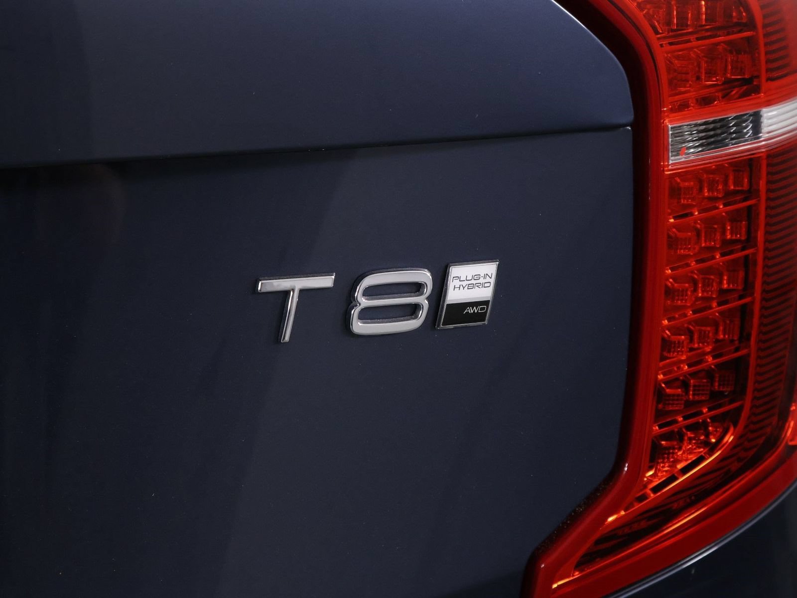 Certified 2025 Volvo XC90 T8 Plus w/ Protection Package Premier AWD/4WD image 20