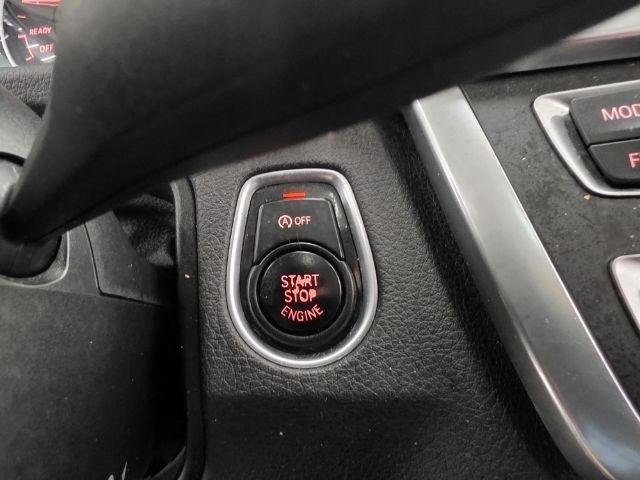 Used 2015 BMW 328i xDrive Sedan AWD/4WD image 16