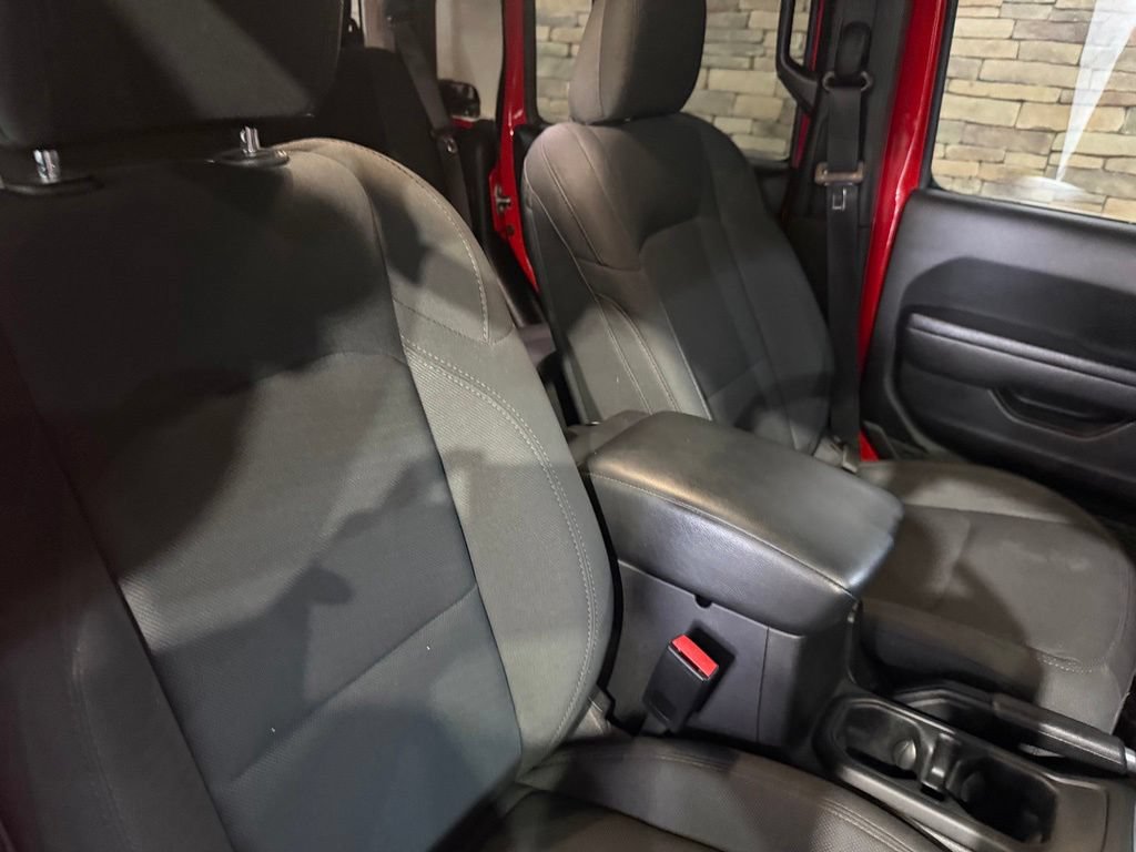 Used 2022 Jeep Gladiator Sport AWD/4WD image 28