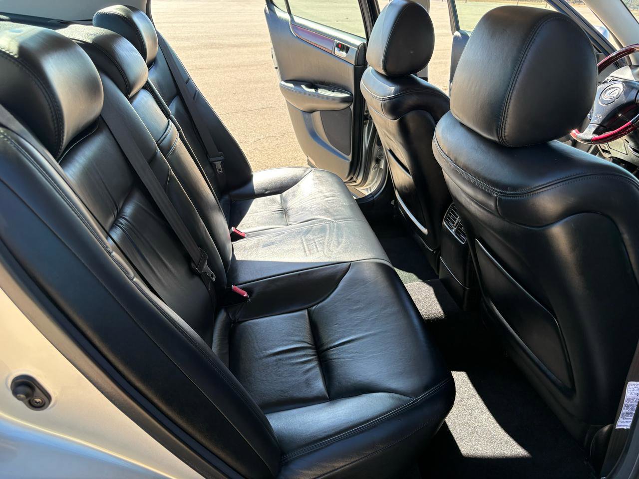Used 2004 Lexus ES 330 image 30