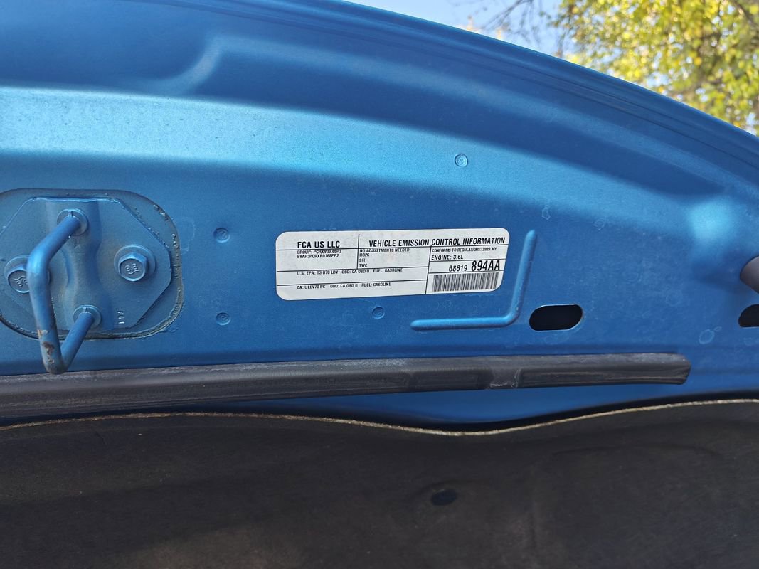 Used 2023 Dodge Charger SXT w/ Blacktop Package image 16